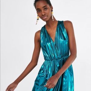 NWT Zara Dress 👗 Christmas party 🎈